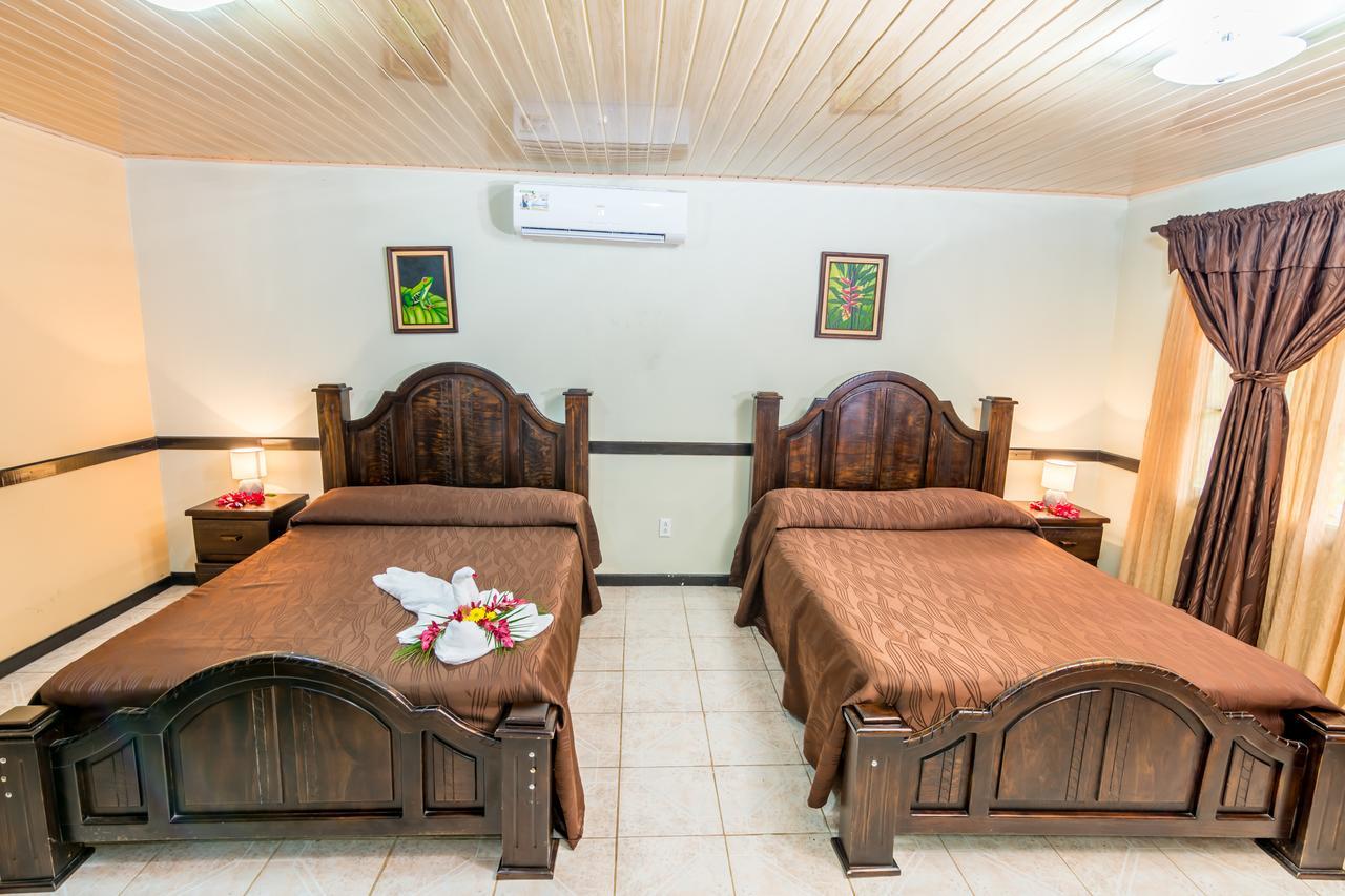 Ara Ambigua Lodge Sarapiqui Bagian luar foto